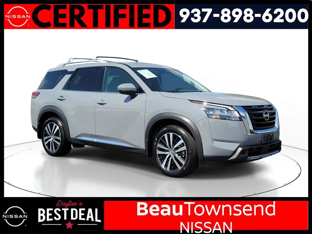 2024 Nissan Pathfinder Platinum — photo 1 of 13