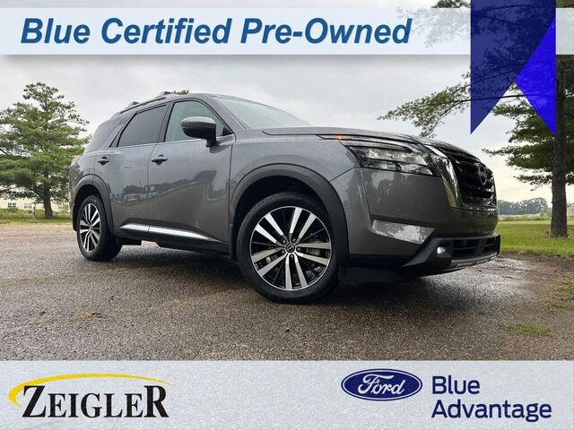 2025 Nissan Pathfinder Platinum
