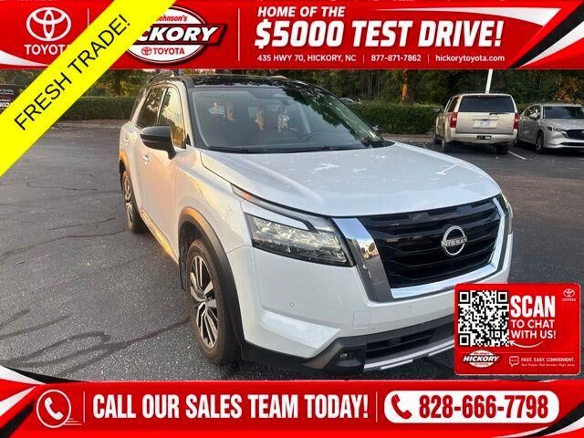 2025 Nissan Pathfinder Platinum