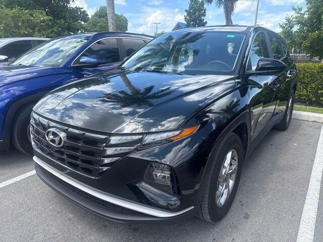 2022 Hyundai TUCSON SE