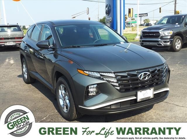 2022 Hyundai TUCSON SE