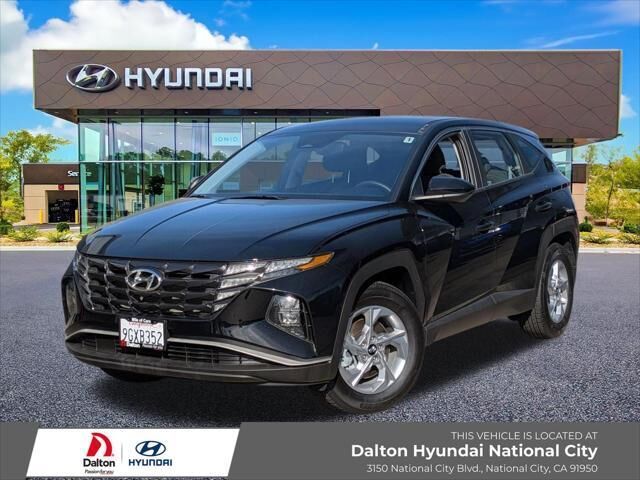 2023 Hyundai TUCSON SE