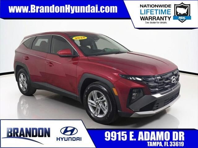 2025 Hyundai TUCSON SE