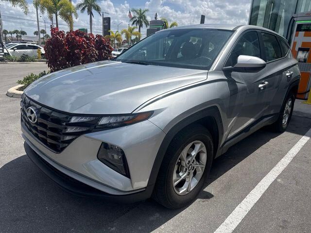 2024 Hyundai TUCSON SE