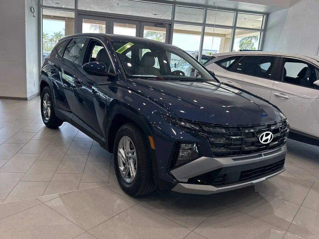 2026 Hyundai TUCSON SE — photo 1 of 13