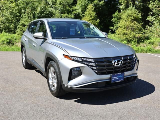2024 Hyundai TUCSON SE