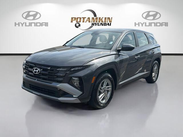 2025 Hyundai TUCSON SE