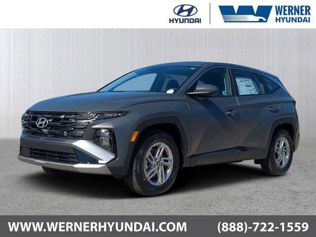 2025 Hyundai TUCSON SE