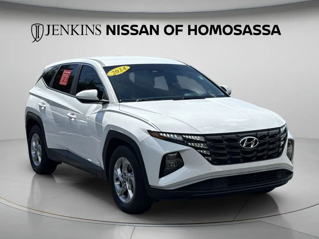 2024 Hyundai TUCSON SE — photo 1 of 13