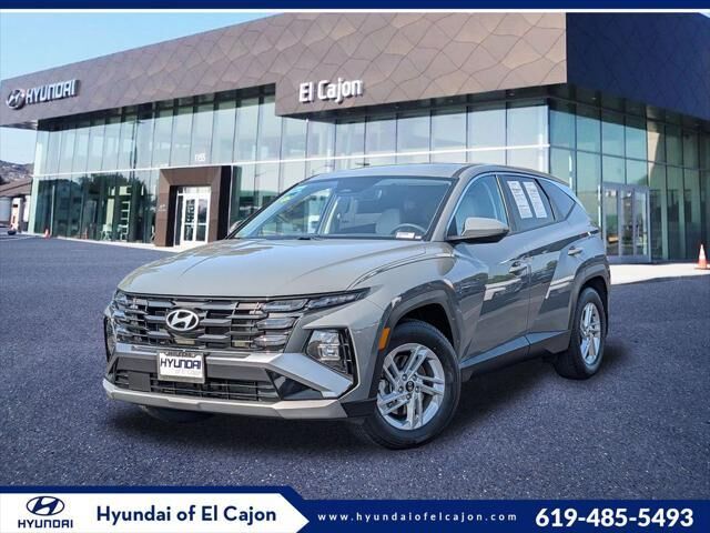 2025 Hyundai TUCSON SE — photo 1 of 13