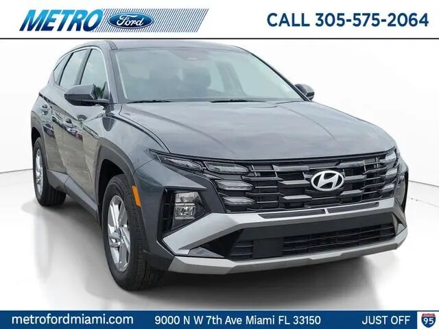 2025 Hyundai TUCSON SE