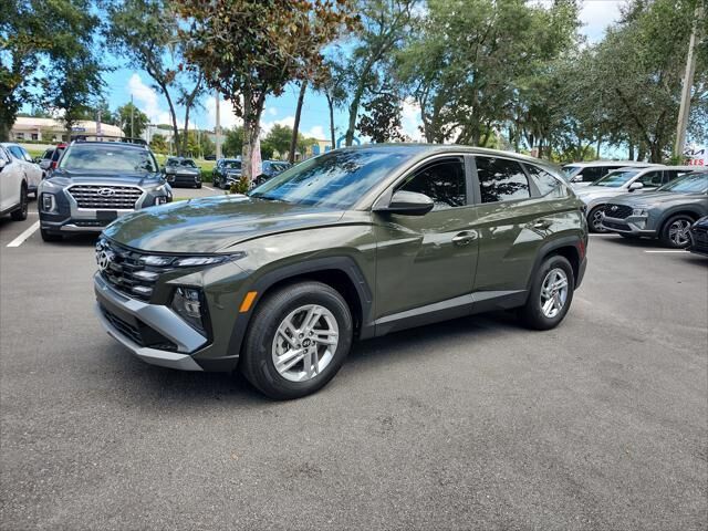 2026 Hyundai TUCSON SE