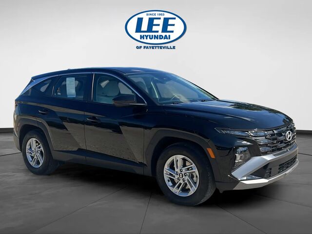 2025 Hyundai TUCSON SE