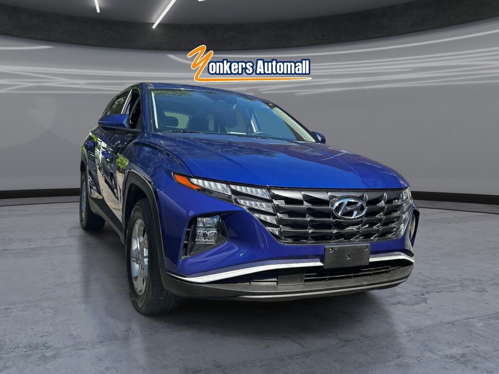 2023 Hyundai TUCSON SE