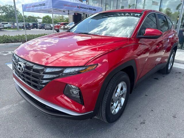 2023 Hyundai TUCSON SE