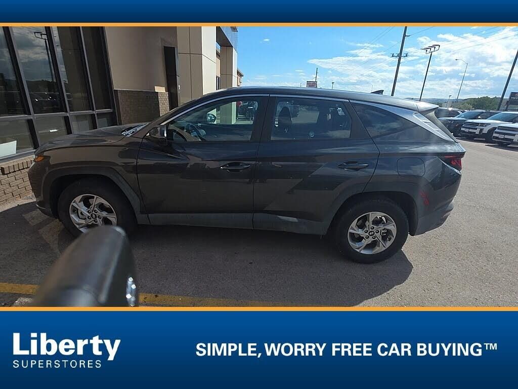 2022 Hyundai TUCSON SE — photo 1 of 1