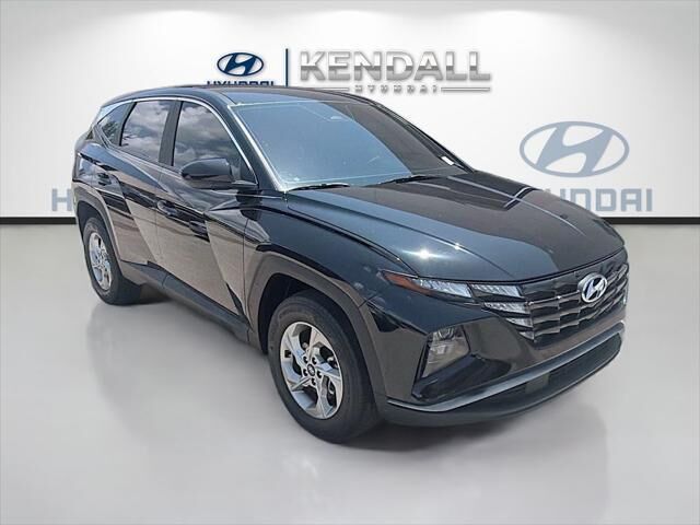 2023 Hyundai TUCSON SE