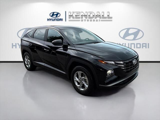 2023 Hyundai TUCSON SE