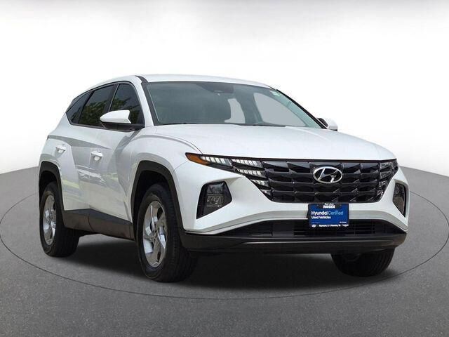 2022 Hyundai TUCSON SE
