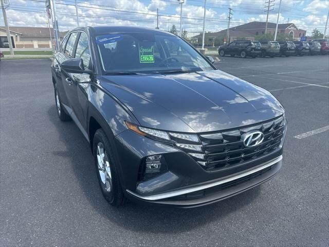 2023 Hyundai TUCSON SE