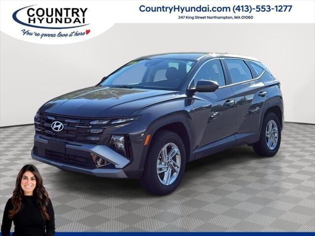 2026 Hyundai TUCSON SE — photo 1 of 13
