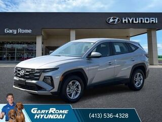 2025 Hyundai TUCSON SE