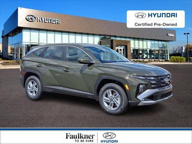 2025 Hyundai TUCSON SE