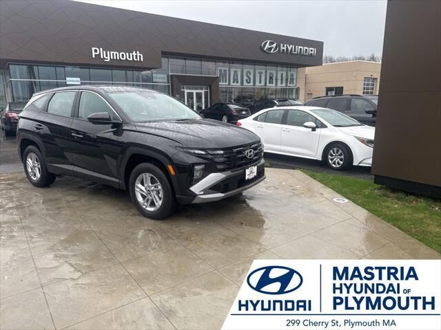 2026 Hyundai TUCSON SE — photo 1 of 13