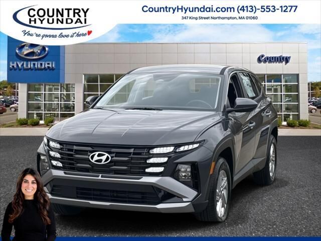 2026 Hyundai TUCSON SE