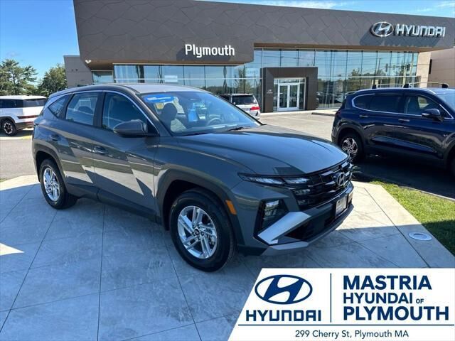 2026 Hyundai TUCSON SE — photo 1 of 13