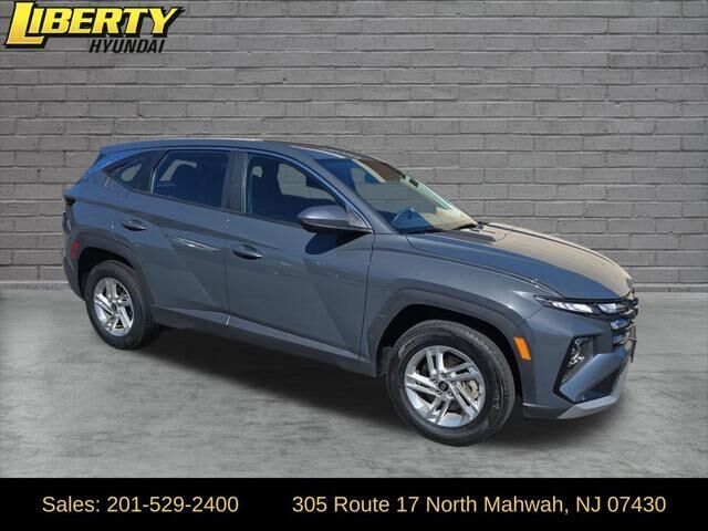 2025 Hyundai TUCSON SE — photo 1 of 13