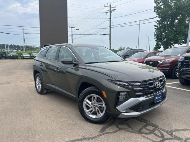 2025 Hyundai TUCSON SE