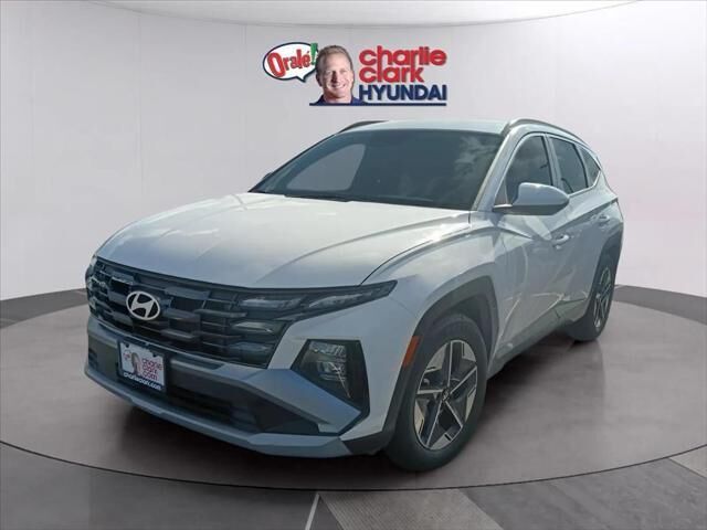 2025 Hyundai TUCSON SEL — photo 1 of 1