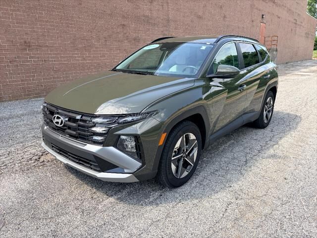 2025 Hyundai TUCSON SEL — photo 1 of 13