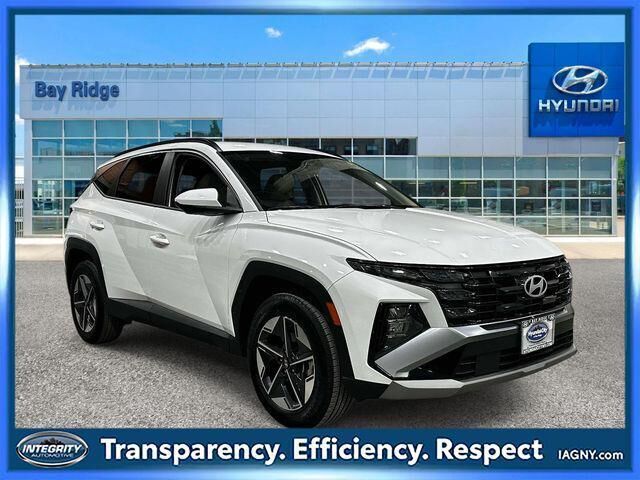 2025 Hyundai TUCSON SEL — photo 1 of 3