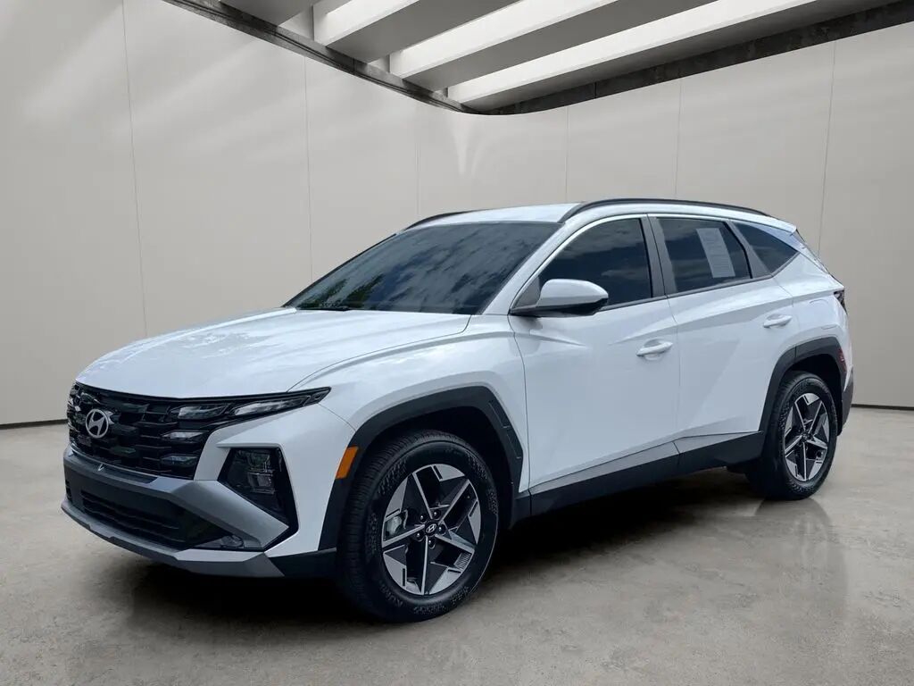 2025 Hyundai TUCSON SEL — photo 1 of 13
