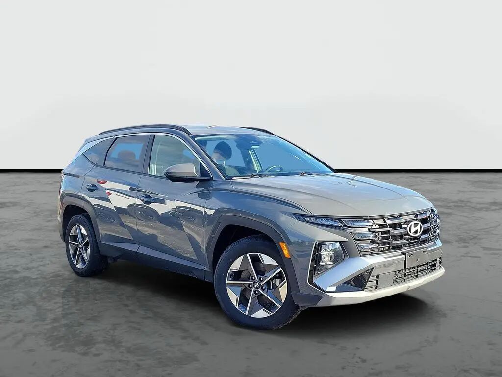 2025 Hyundai TUCSON SEL — photo 1 of 13