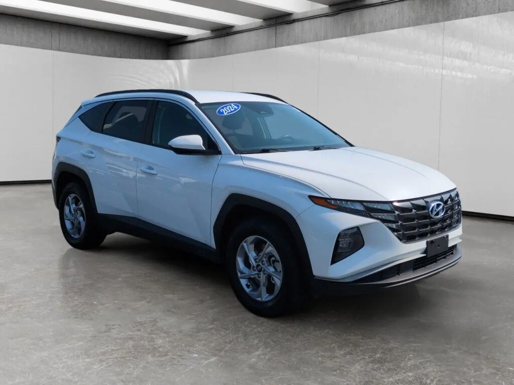 2024 Hyundai TUCSON SEL — photo 1 of 1