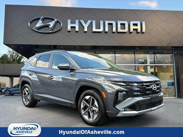 2025 Hyundai TUCSON SEL — photo 1 of 13