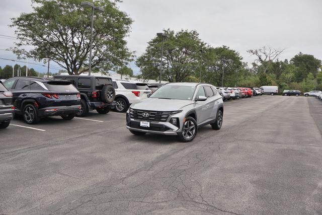 2025 Hyundai TUCSON SEL