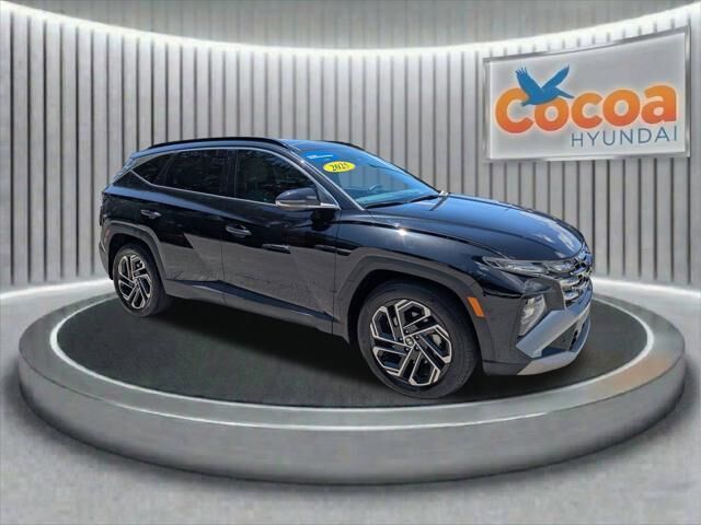 2025 Hyundai TUCSON Limited — photo 1 of 13