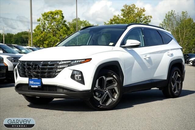 2022 Hyundai TUCSON Limited — photo 1 of 13