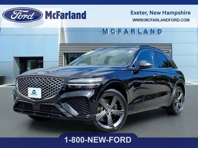 2024 Genesis GV70 2.5T Standard — photo 1 of 13