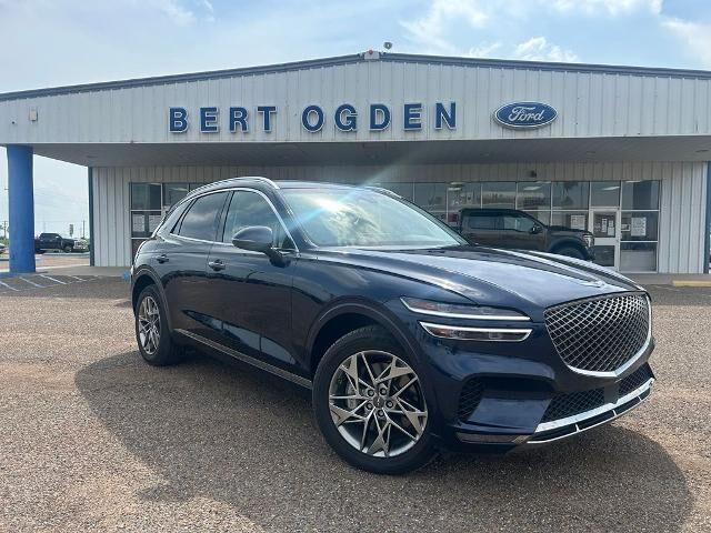 2025 Genesis GV70 2.5T Standard