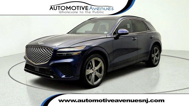 2024 Genesis GV70 3.5T Sport — photo 1 of 13