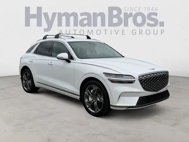 2024 Genesis Electrified GV70 Base