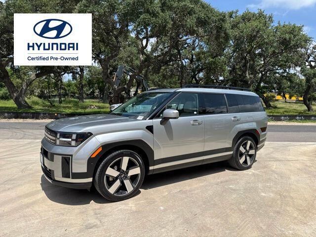 2025 Hyundai SANTA FE Limited — photo 1 of 12