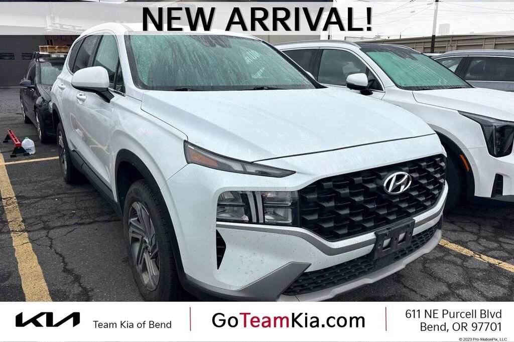 2022 Hyundai Santa Fe SE — photo 1 of 4