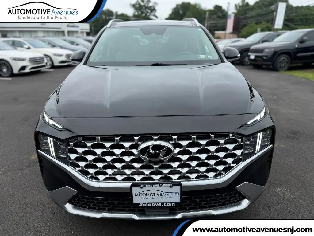 2021 Hyundai SANTA FE Limited — photo 1 of 13