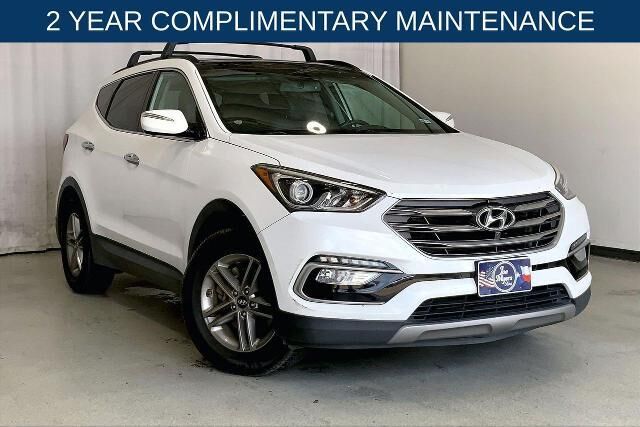 2017 Hyundai SANTA FE Sport 2.4L — photo 1 of 13